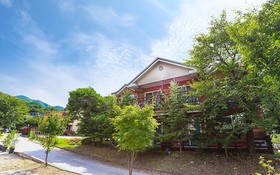 Yong Maple Pension
