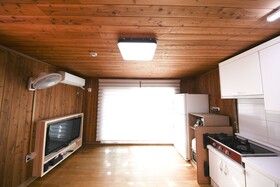 Janguneomeo Park Jeong A Pension