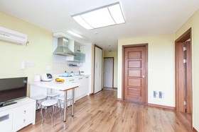 Rothem House