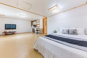 Apple Farm Stay