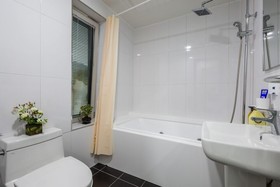 Asamo Poolvilla