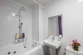 Asamo Poolvilla