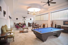 Club Inner Hotel & Resort