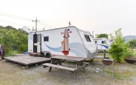 Gapeyong Unak Holiday Caravan