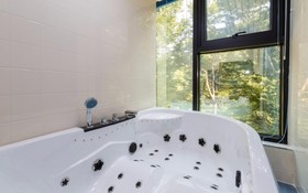 Gapyeong 4U Poolvilla & Spa Pension