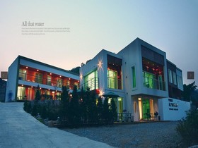 Gapyeong All that Water Pool Villa