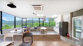 Gapyeong Belloci Lake Kids Pool Villa
