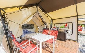 Gapyeong Captain Caravan Glamping