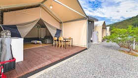 Gapyeong Ddobagi Spa Glamping