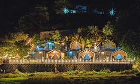 Gapyeong Ddobagi Spa Glamping