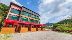 Gapyeong Gonggam Kid Gajok Seupa Gyegok Pension