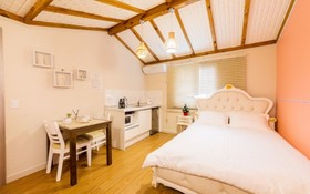 Gapyeong Haengbogi Meomuneunjip House