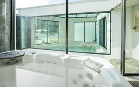 Gapyeong High Palace Pool Villa