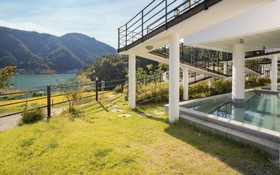 Gapyeong High Palace Pool Villa