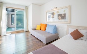 Gapyeong High Palace Pool Villa