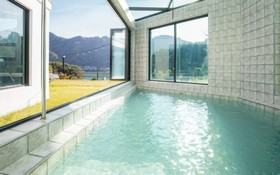 Gapyeong High Palace Pool Villa