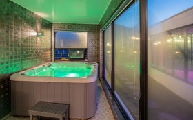 Gapyeong High Palace Pool Villa