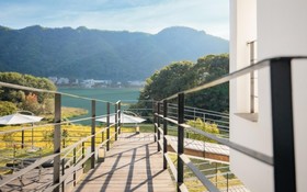 Gapyeong High Palace Pool Villa