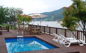 Gapyeong Lavita Glamping Pension
