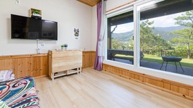 Gapyeong Myeonyeokgongbang Dock Chae Poolvilla Pension