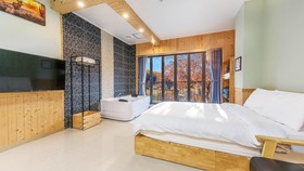 Gapyeong River52 Road Pension