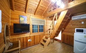 Gapyeong Tree House Pension