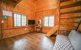 Gapyeong Tree House Pension