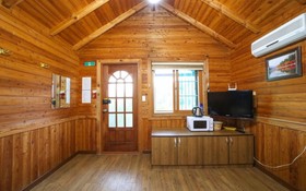 Gapyeong Tree House Pension