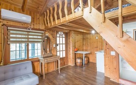 Gapyeong Tree House Pension