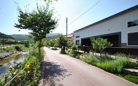 Gapyeong Week Palm Glamping Pension