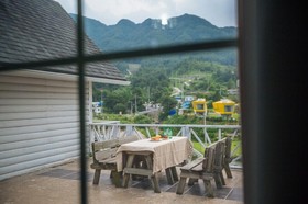 Haneul Mok Pension