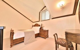 Hue 910 Pension