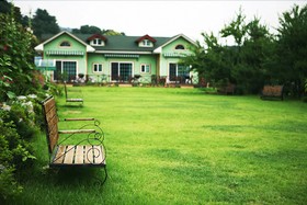 Popcorn House Pension