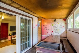 Ravie Pension