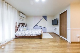 Ravie Pension