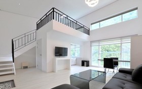 Secret Moon Pension