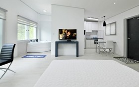 Secret Moon Pension