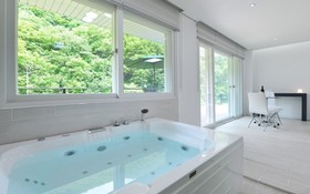 Secret Moon Pension