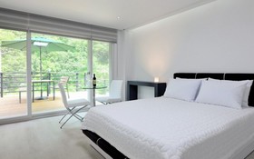 Secret Moon Pension