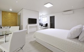 Secret Moon Pension