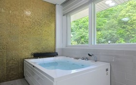 Secret Moon Pension