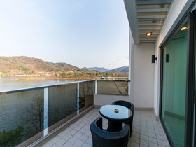 W Jiwoo Resort