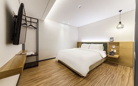 Gimpo Drive-in B-faced Hotel Louis