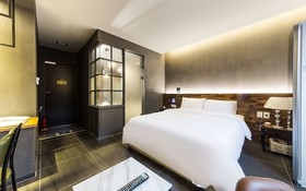 Gimpo Drive-in B-faced Hotel Louis