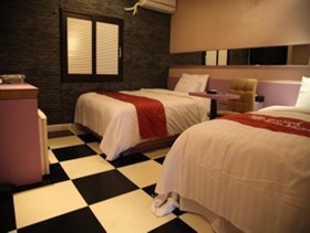 Line Hotel