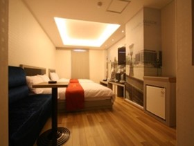 Line Hotel