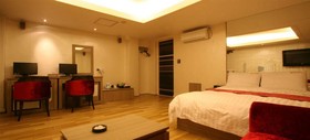 Line Hotel