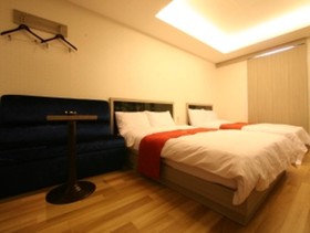 Line Hotel