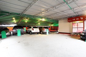 Goyang Everville