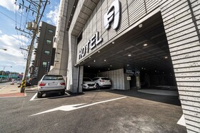 Goyang Stay Bishop Hotel